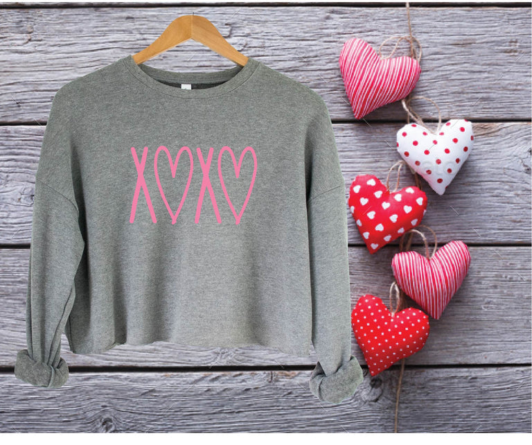 XOXO CROP sweatshirt